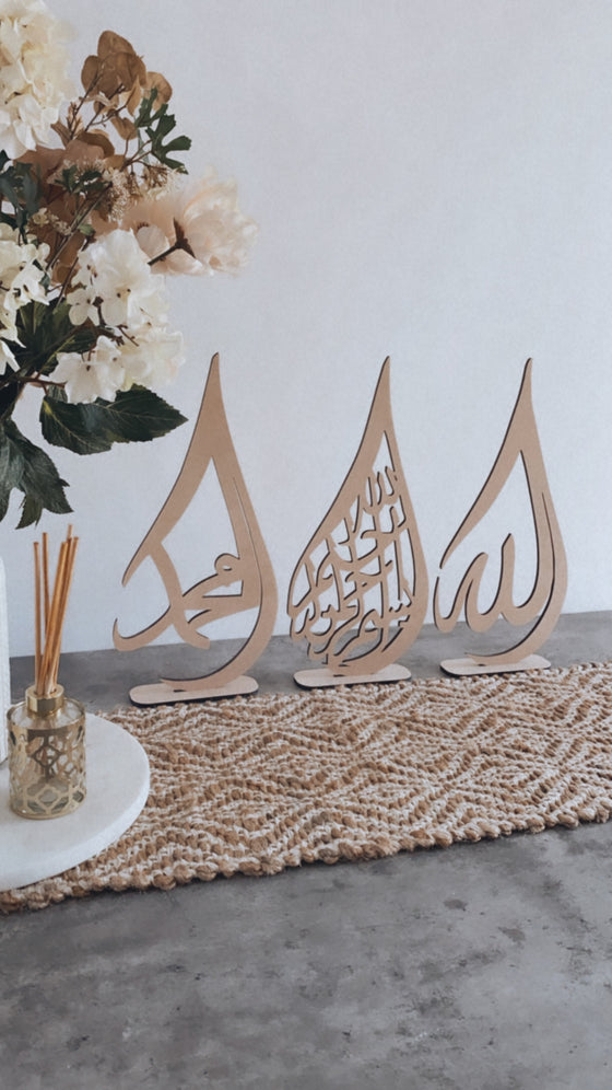 Tear Drop Stand Set