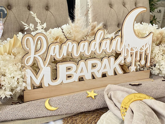 Ramadan Mubarak Layered Moon Stand